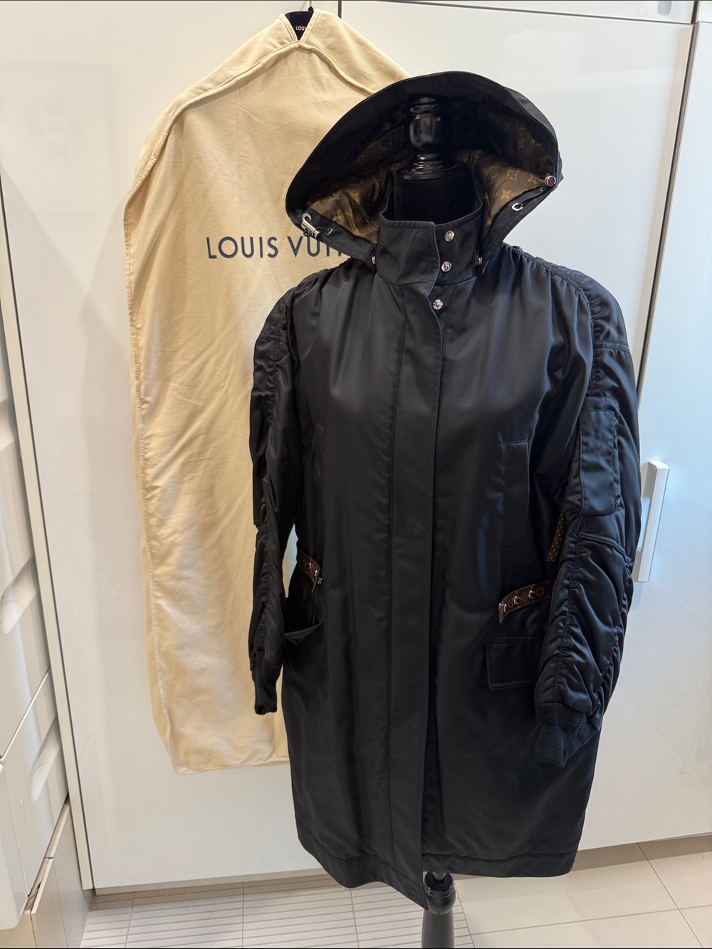 New. Louis Vuitton Black Hooded Women's Coat. Authentic.